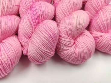 Pamir   * Merino Cashmere  ****  ROSA