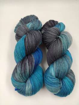 Der Klassiker 6 fach - Sockenwolle 150 g  - BLAUES GRAU