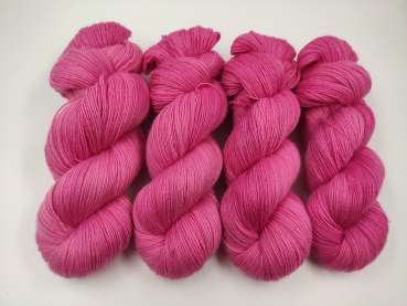 King Yak -   PFINGSTROSE