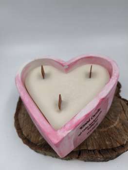 Betonkerze Herz   ***  CRANBERRY