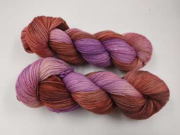 Preview: Der Klassiker 4 fach - Sockenwolle  -  BLUTMOND