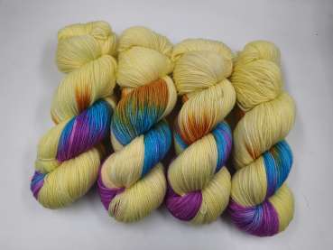 Einöder Merino  Socke  *** Wilde Elly * Buttergelb