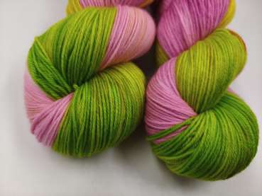 Preview: Einöder Merino  Socke  *** BEERENGRÜN