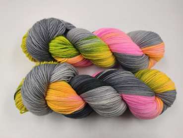 Preview: Einöder Merino  Socke  *** GRAUES NEON