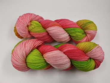 Preview: Einöder Merino  Socke  ***  MELONEN LIMES