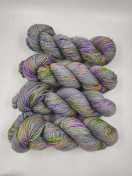 Preview: Einöder Merino  Socke  ***  Neon Konfetti Grau Two