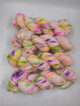 Preview: Einöder Merino  Socke  ***  Neon Konfetti Weiß