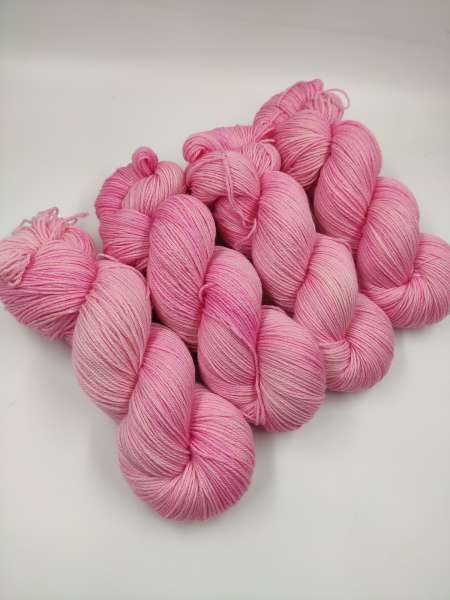 Pamir   * Merino Cashmere  ****  ROSA