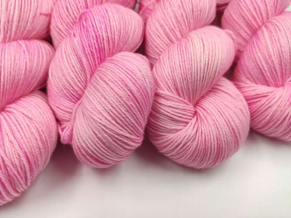 Pamir   * Merino Cashmere  ****  ROSA