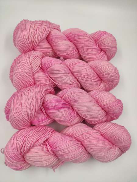 Pamir   * Merino Cashmere  ****  ROSA