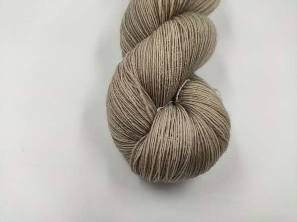 ( Einzelkind ) 100% Merino   LACE 700