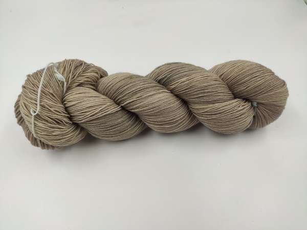 ( Einzelkind ) 100% Merino   LACE 700