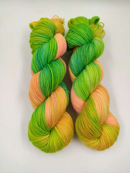 Falkland Socks High Twist - FRÜHLING