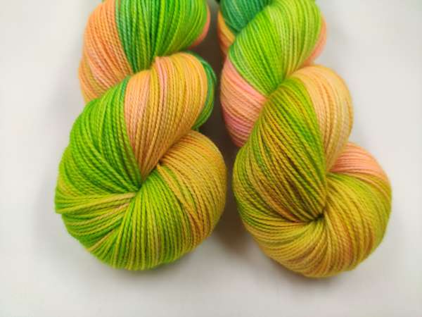 Falkland Socks High Twist - FRÜHLING