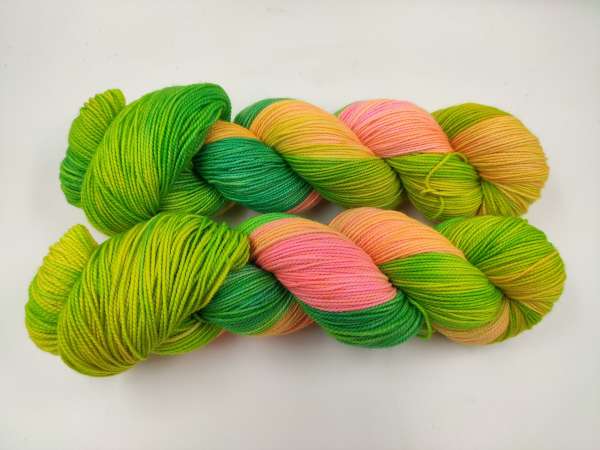 Falkland Socks High Twist - FRÜHLING