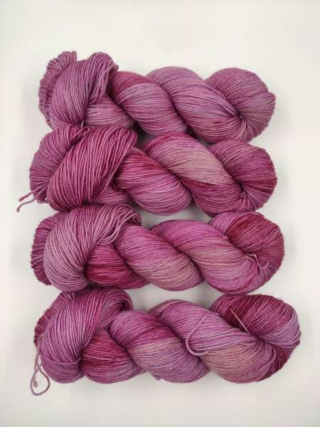 New Zealand Polwarth -  MAULBEERE