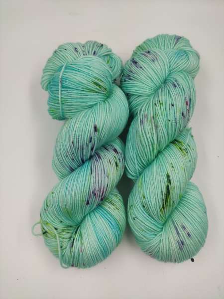 Velino -  Gesprenkeltes Türkis