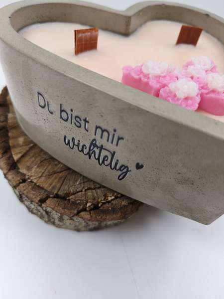 Betonkerze Herz   ***   PANNA COTTA & RASPBERRY