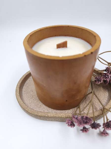 Betonkerze    *** Queen