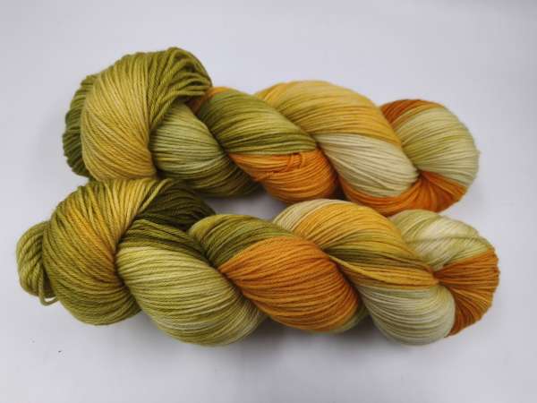 Einöder Merino  Socke  *** ORANGES WEIDENGRÜN