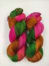 " Die Robuste " Merinosockenwolle  DK  **** TOFEEGRÜNE FUCHSIEN